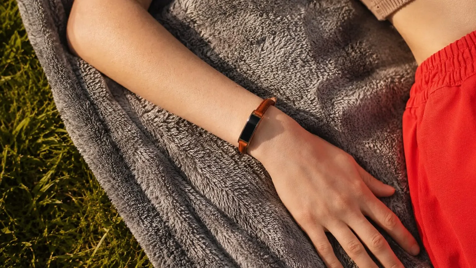 Fitness Tracker for Sleep: How to Read Trends Without Overthinking the Data